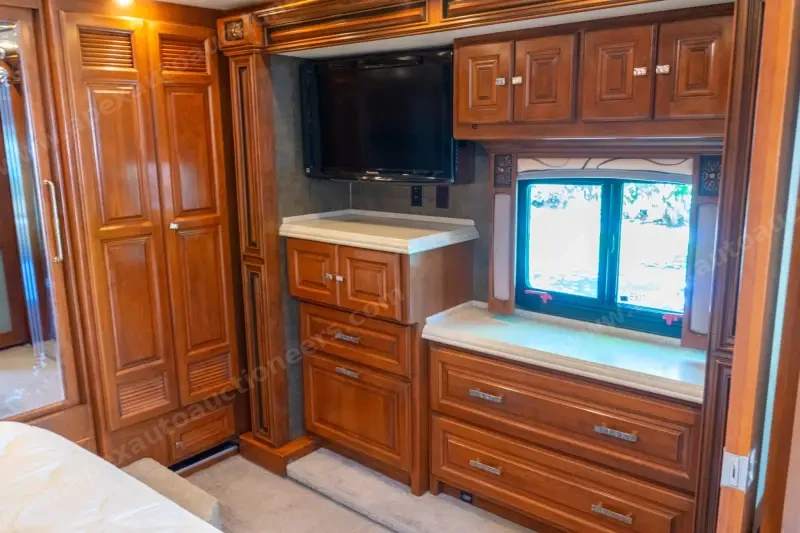 2011 Tiffin Allegro Bus 40 QXP photo 109