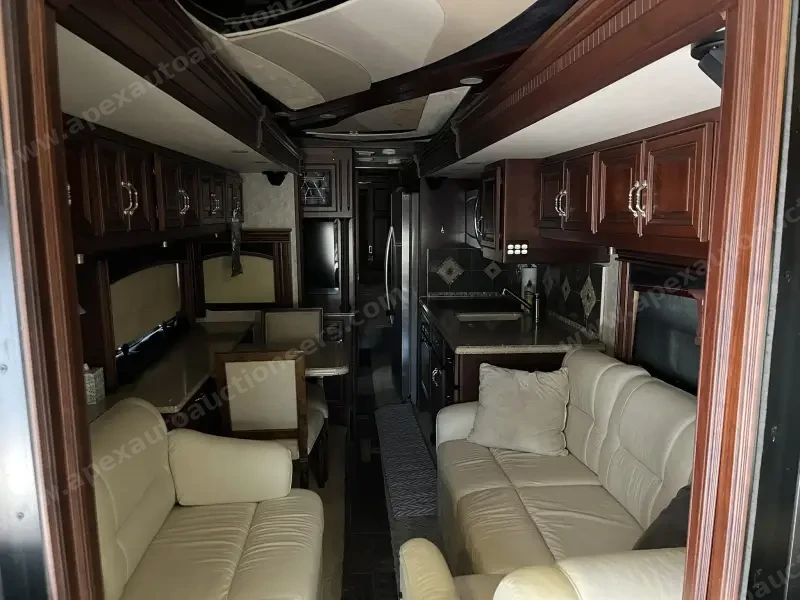 2012 American Eagle 45T Motorcoach photo 43