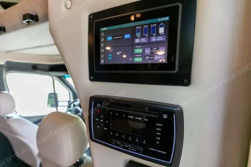 2023 Thor Motor Coach Tiburon 24FB photo 141