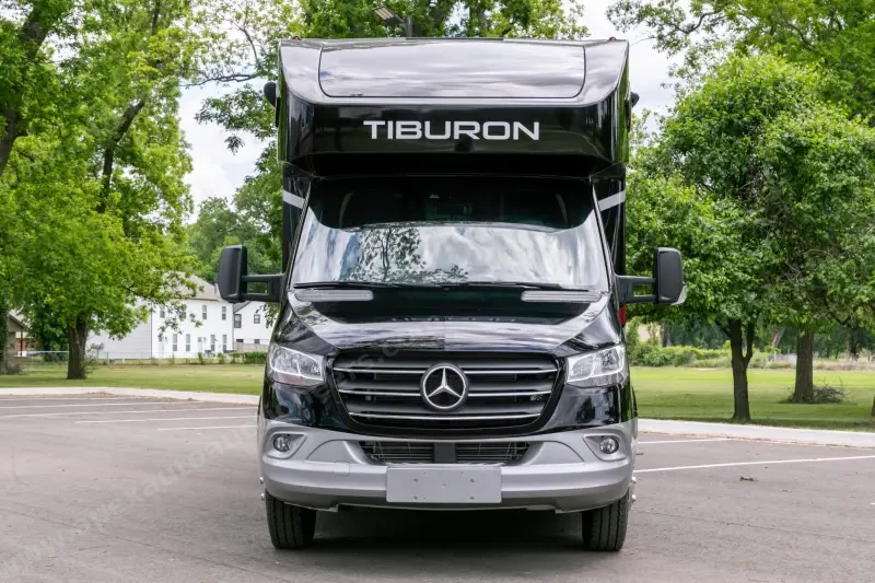 2023 Thor Motor Coach Tiburon 24FB photo 7