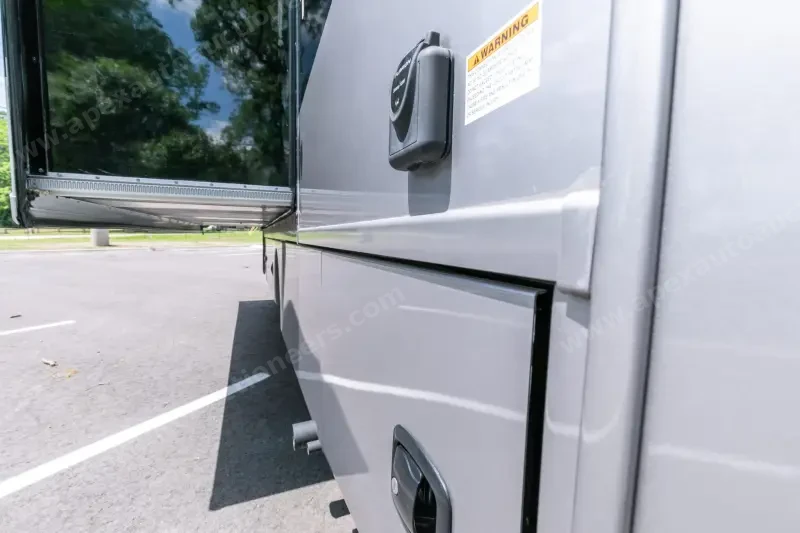 2023 Thor Motor Coach Tiburon 24FB photo 53
