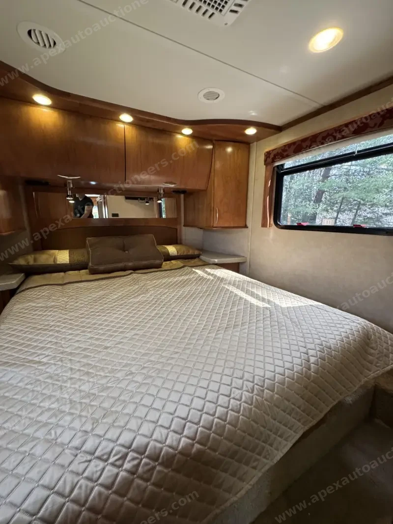 2012 Monaco Coach Vesta photo 117