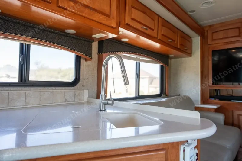 2010 Monaco Diplomat 42SQK photo 155