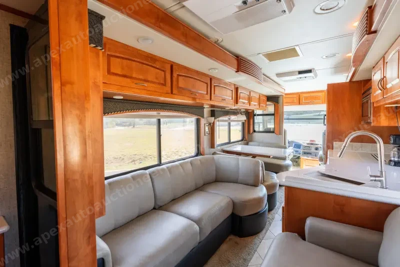2010 Monaco Diplomat 42SQK photo 153