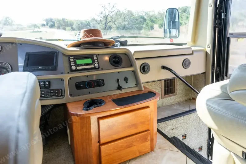 2010 Monaco Diplomat 42SQK photo 129