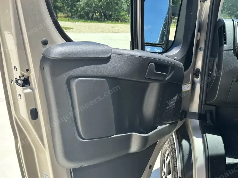 2025 Winnebago Travato 59K photo 23