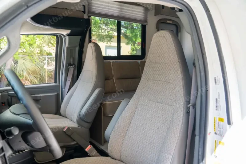 2021 Coachmen Freelander 27QB photo 29