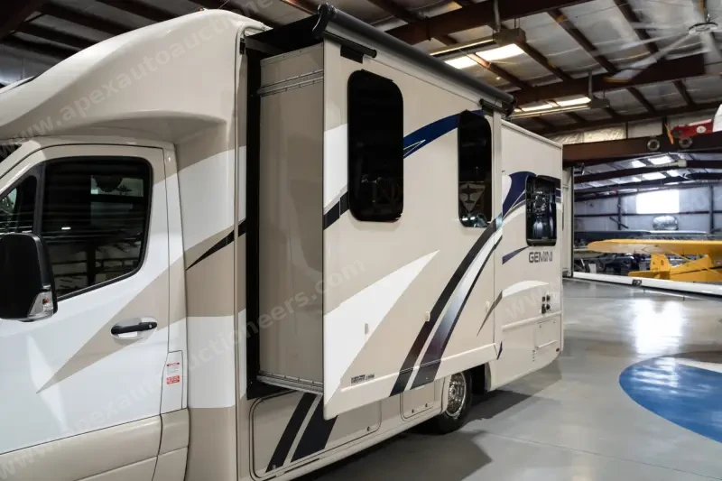 2020 Thor Motor Coach Gemini 24SX photo 23