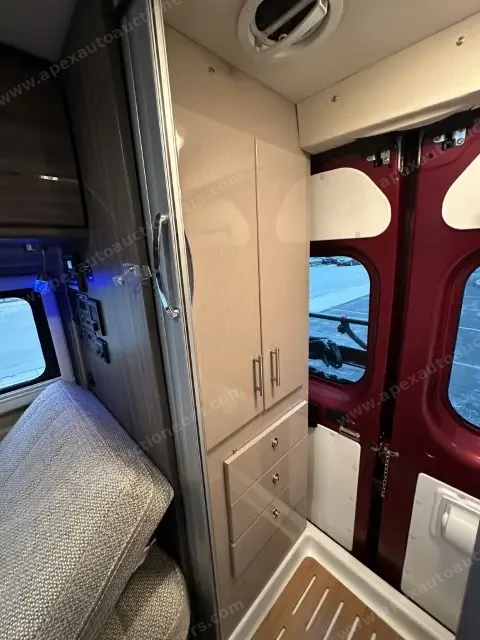 2018 Winnebago Travato 59K photo 41
