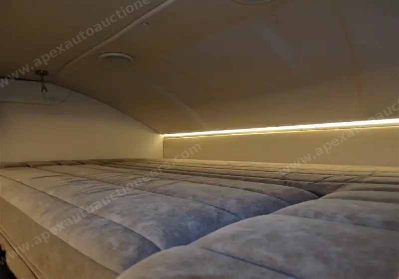 2017 Winnebago Navion 24G photo 5