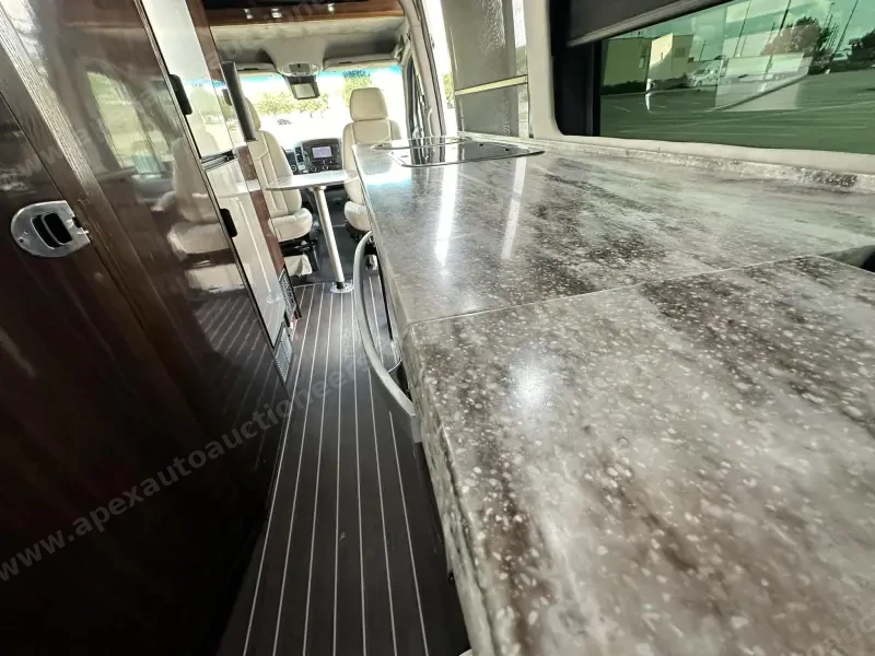 2016 Airstream Interstate EXT Grand Tour Series photo 9