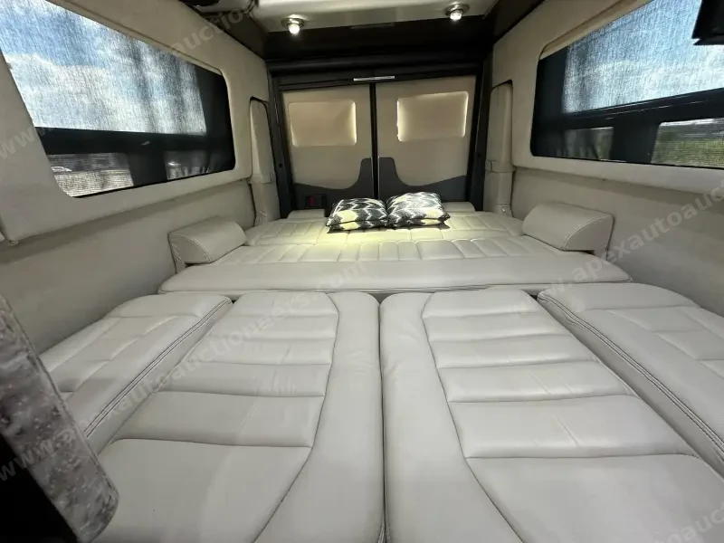 2016 Airstream Interstate EXT Grand Tour Series photo 47
