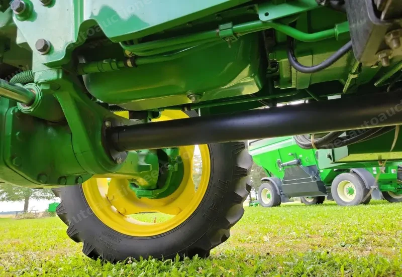 2015 John Deere 5075E photo 87