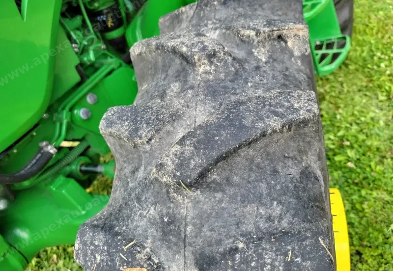 2015 John Deere 5075E photo 92