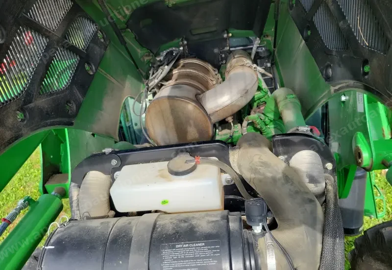 2015 John Deere 5075E photo 76