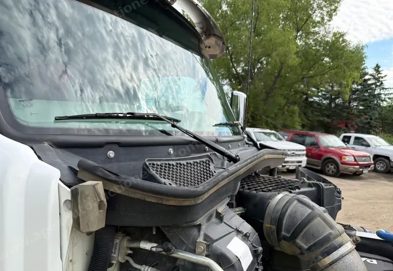 2021 Peterbilt 567 Quad-Axle Dump Truck photo 97