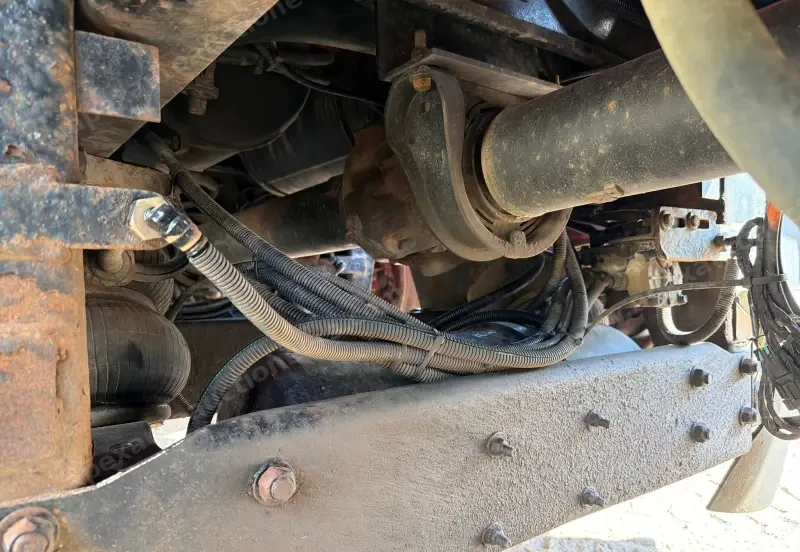 2021 Peterbilt 567 Quad-Axle Dump Truck photo 17