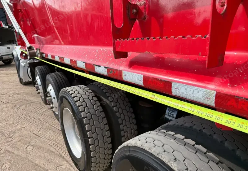 2021 Peterbilt 567 Quad-Axle Dump Truck photo 34