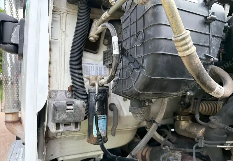 2021 Peterbilt 567 Quad-Axle Dump Truck photo 91