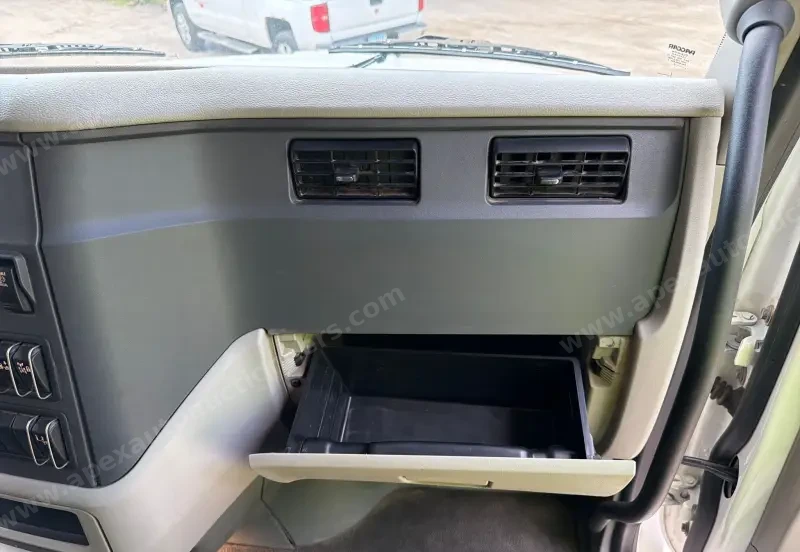 2021 Peterbilt 567 Quad-Axle Dump Truck photo 85