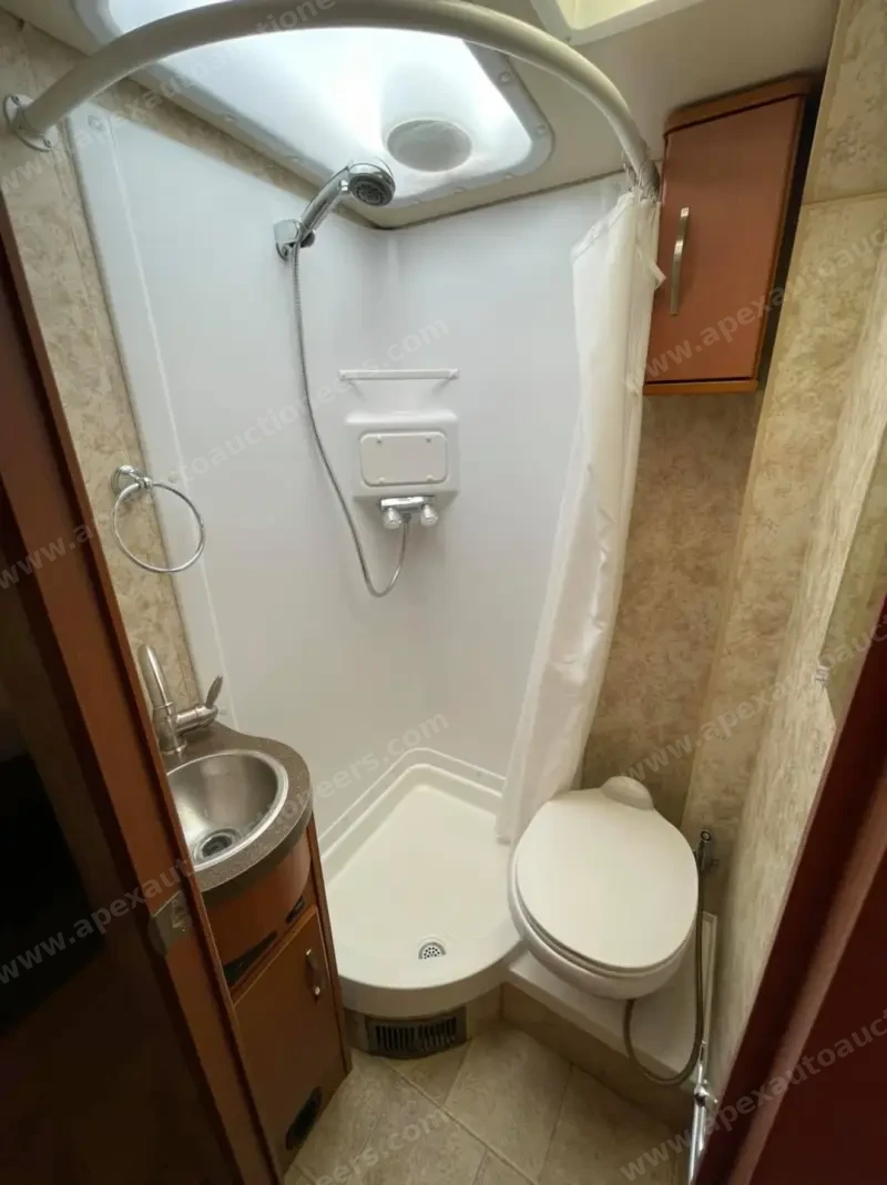 2014 Winnebago View 24g photo 5