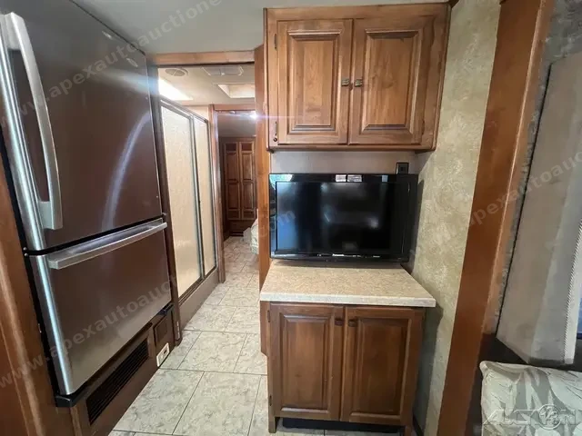 2011 Tiffin Allegro Red 36QSA photo 53