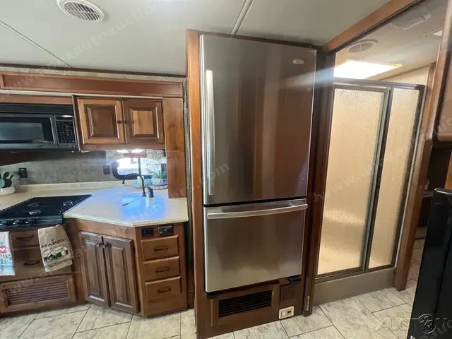 2011 Tiffin Allegro Red 36QSA photo 54