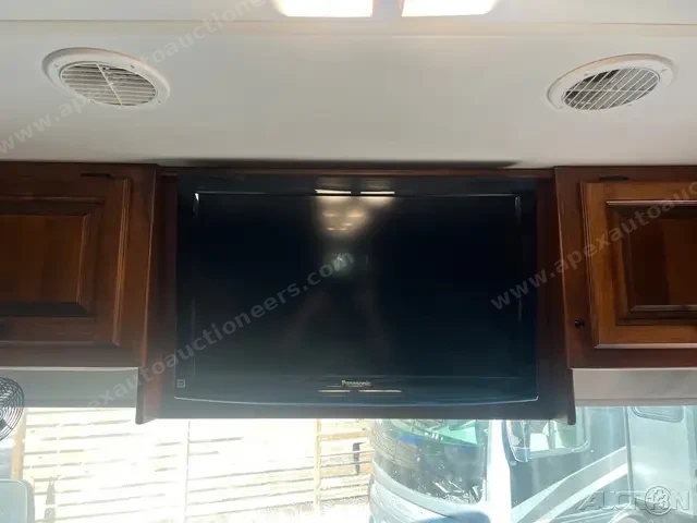 2011 Tiffin Allegro Red 36QSA photo 29