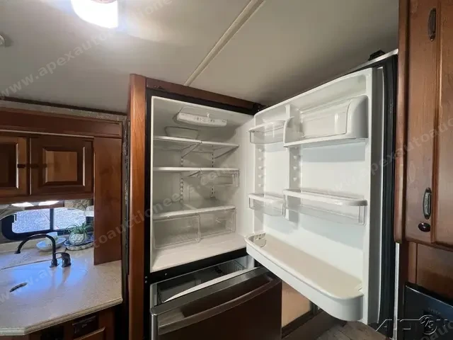 2011 Tiffin Allegro Red 36QSA photo 52