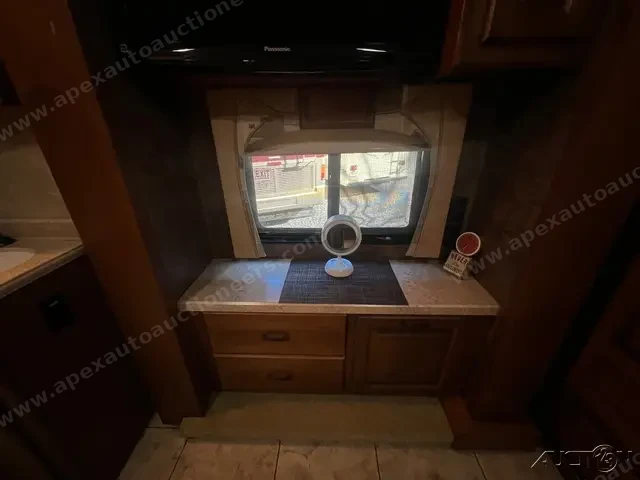 2011 Tiffin Allegro Red 36QSA photo 39