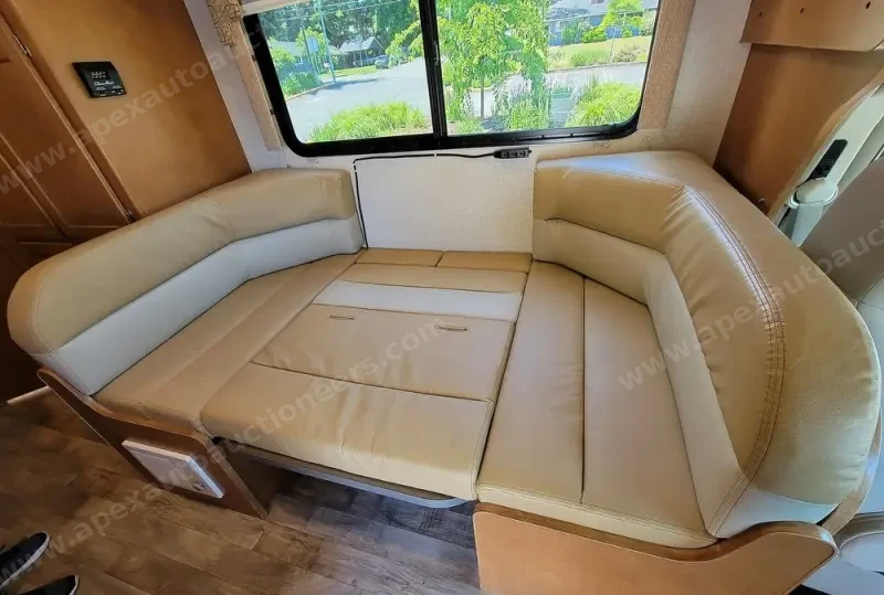 2017 Winnebago Minnie Winnie 22R photo 20