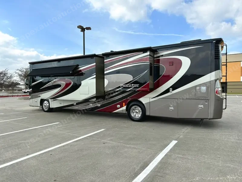 2015 Tiffin Phaeton 40QBH photo 39