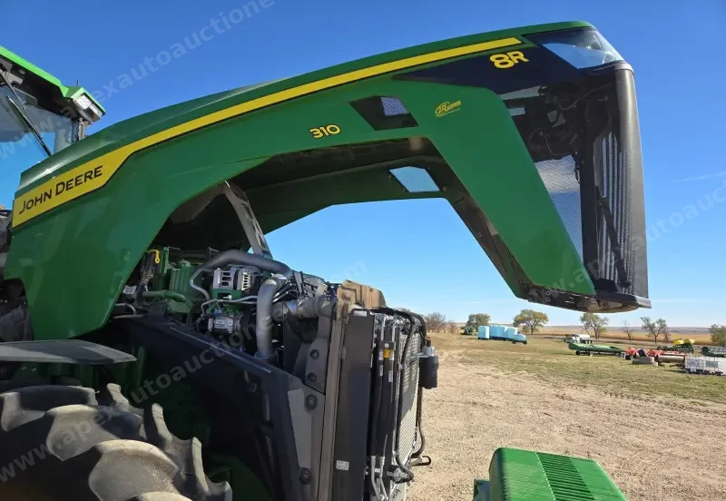 2020 John Deere 8R 310 photo 61