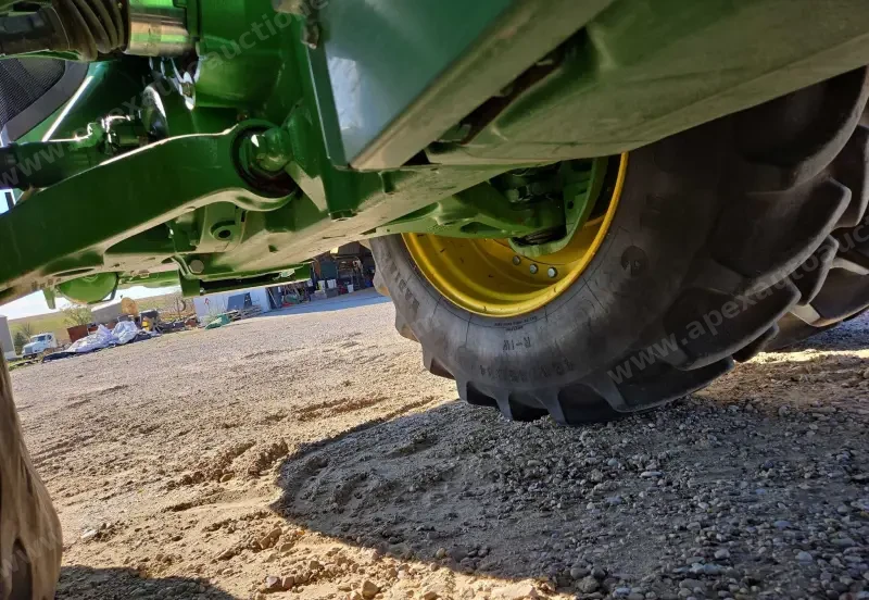 2020 John Deere 8R 310 photo 32