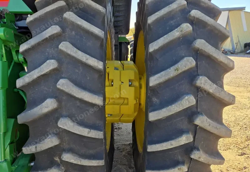 2020 John Deere 8R 310 photo 75