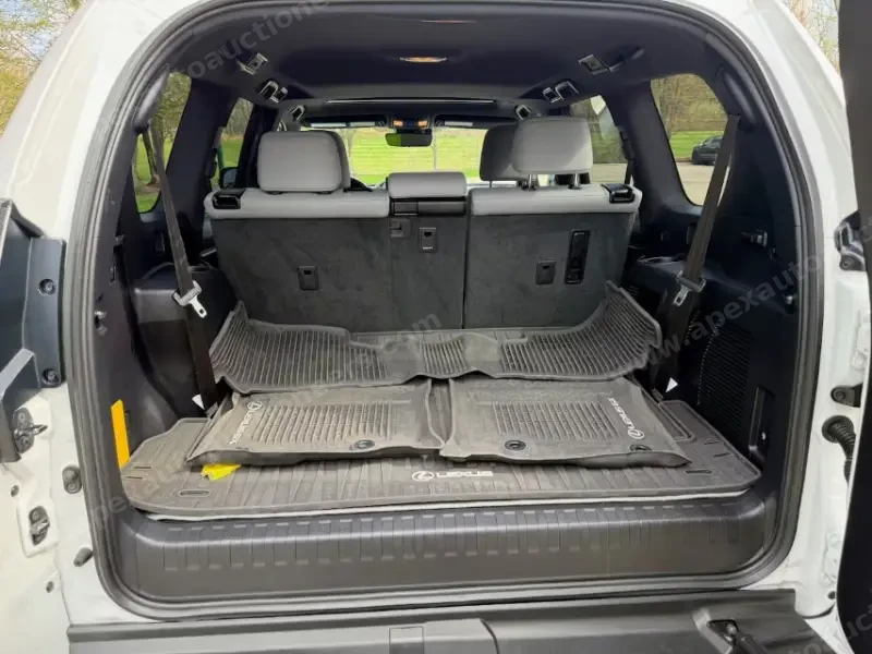 2023 Lexus GX 460 Sport photo 14