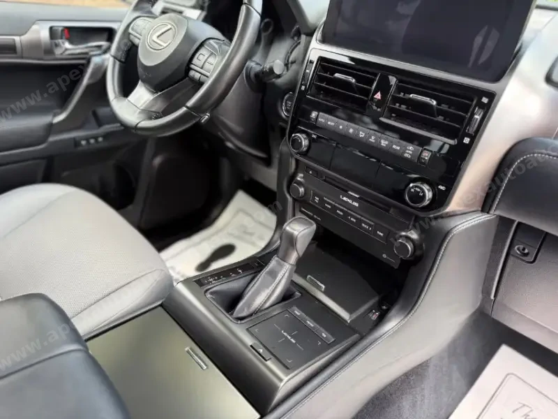 2023 Lexus GX 460 Sport photo 25