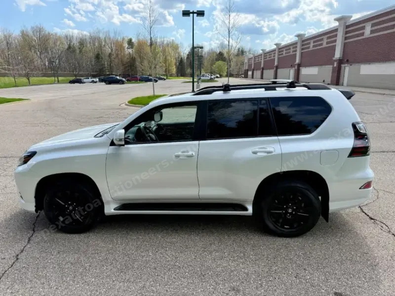 2023 Lexus GX 460 Sport photo 23
