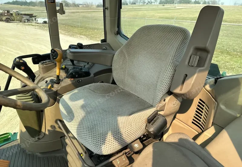 2020 John Deere 6155M photo 40
