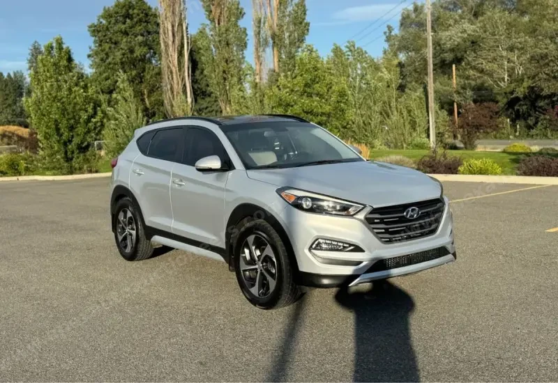 2020 Hyundai Tucson Ultimate Sport photo 2