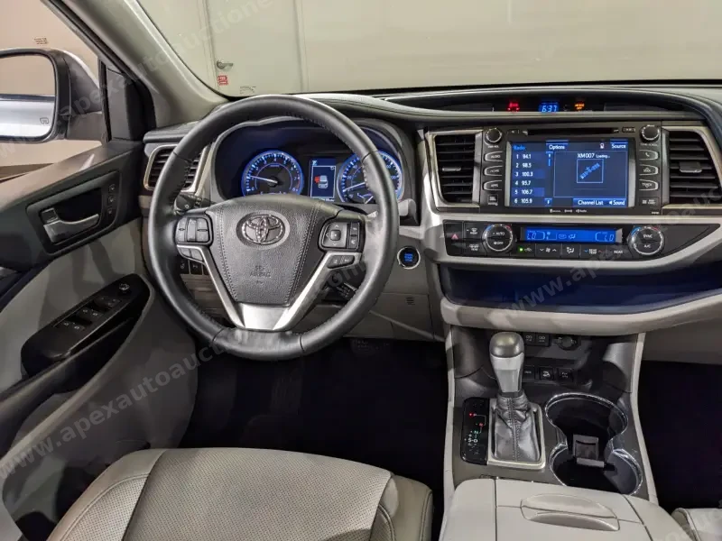 2018 Toyota Highlander Limited photo 28
