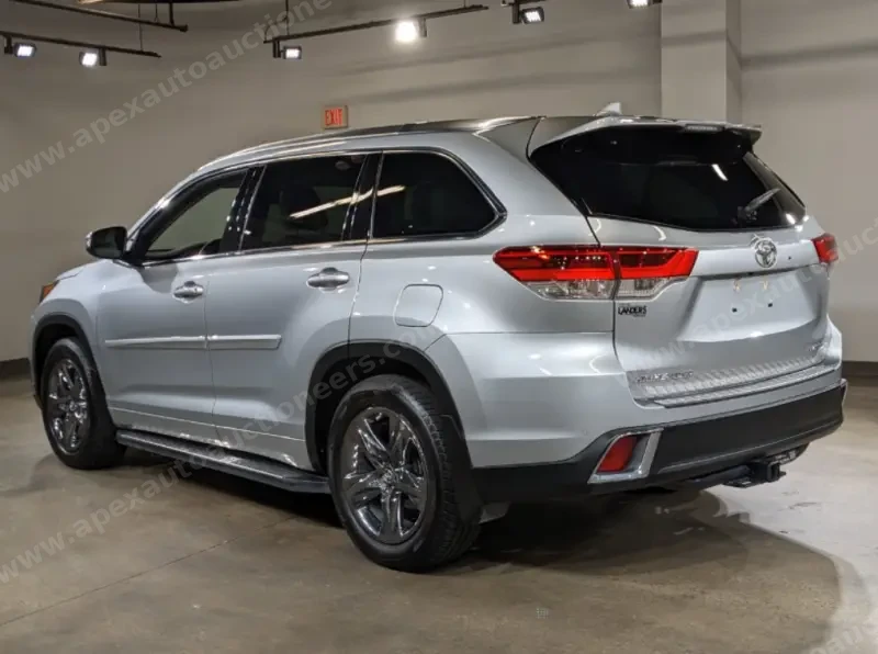 2018 Toyota Highlander Limited photo 33